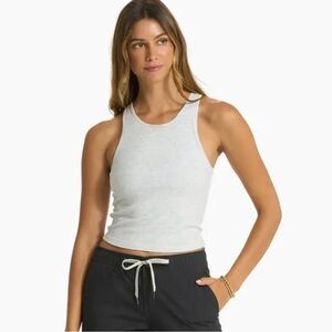 Vuori pose plyo tank white heather